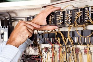 electricians in Knoxville, TN